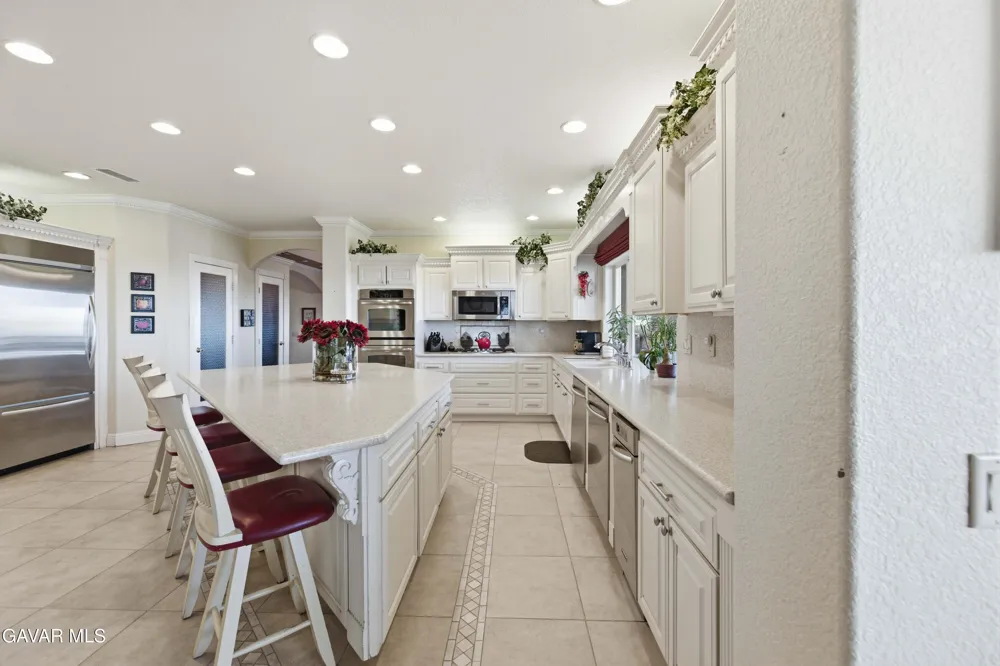 40250 Maestro Lane Palmdale, CA 93551