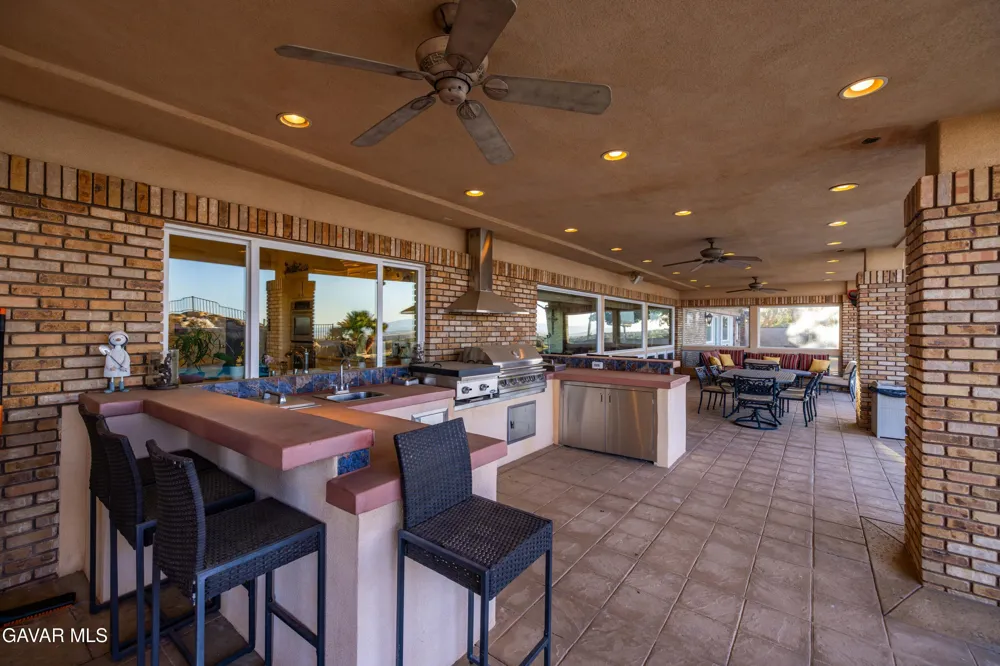 40250 Maestro Lane Palmdale, CA 93551