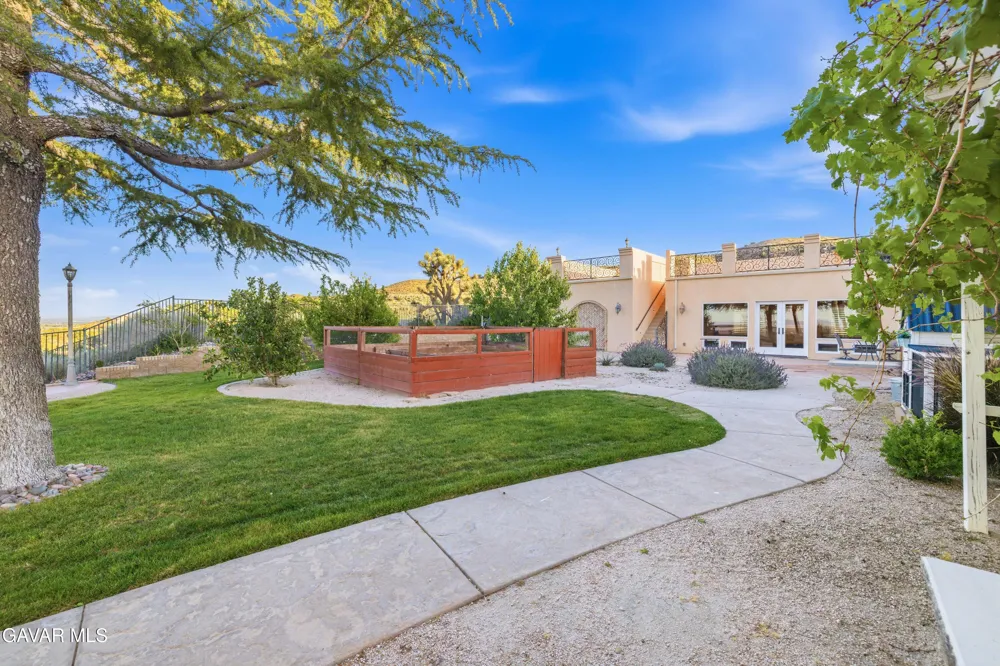 40250 Maestro Lane Palmdale, CA 93551