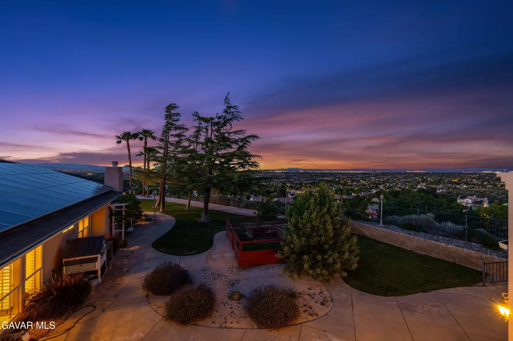 40250 Maestro Lane Palmdale, CA 93551