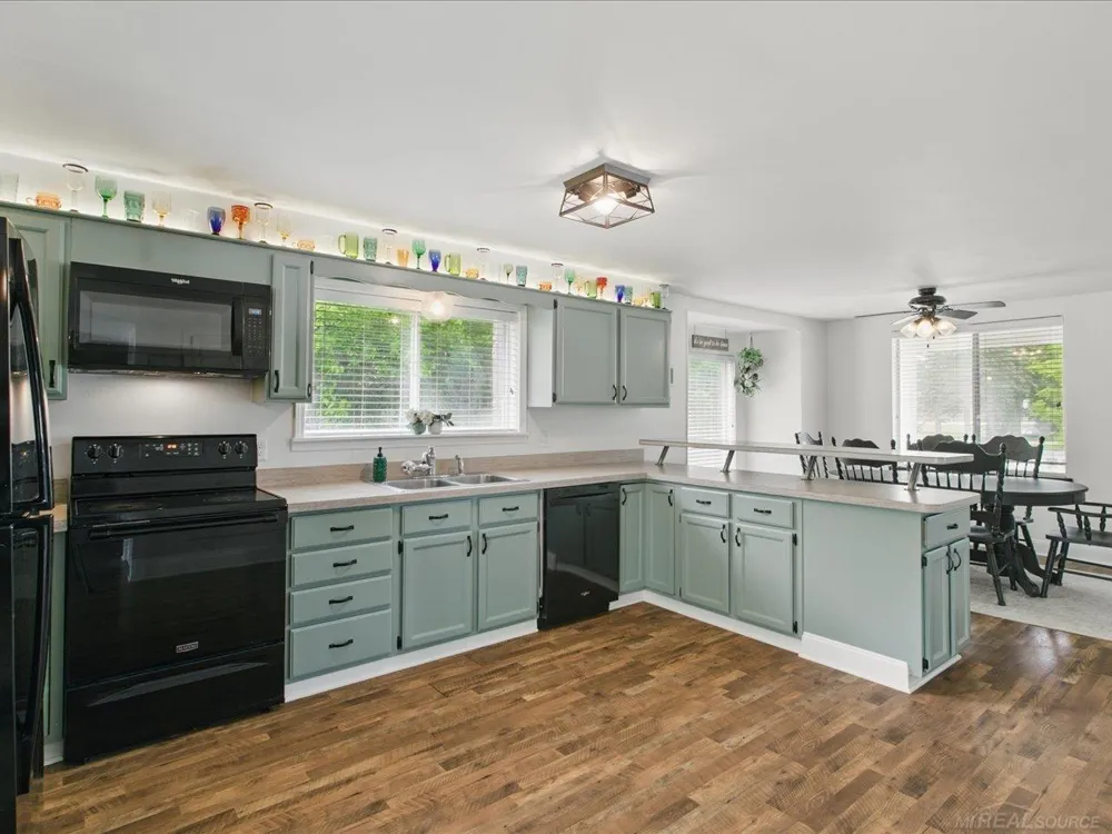 13485 S Block Road Birch Run Township, MI 48415