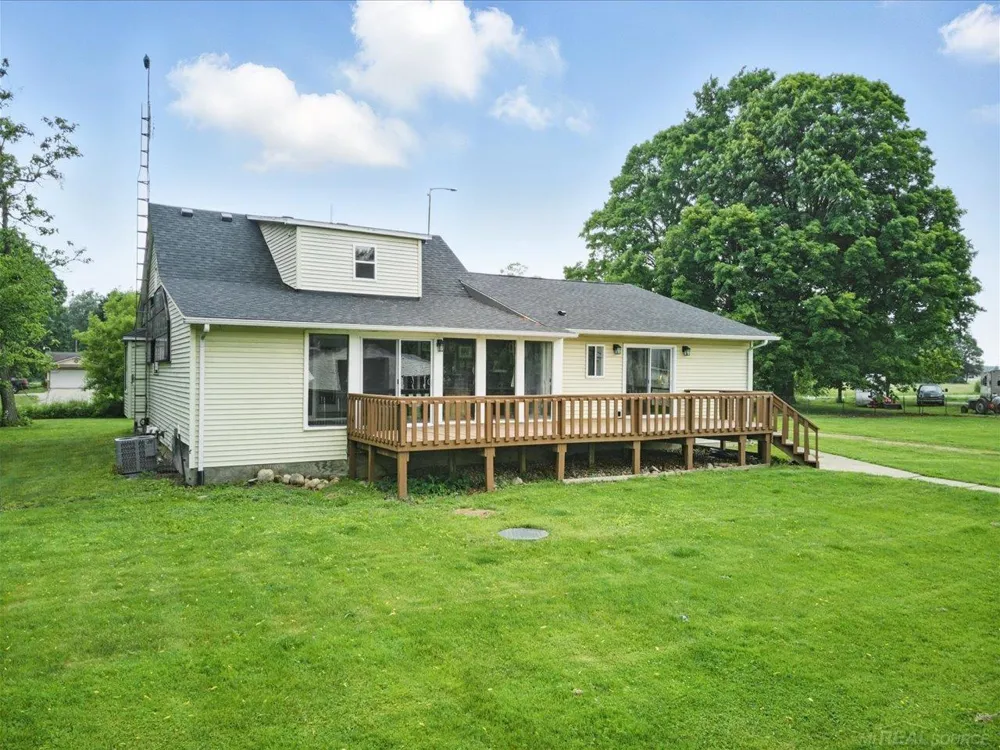 13485 S Block Road Birch Run Township, MI 48415