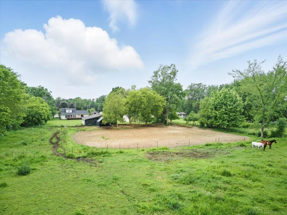 13485 S Block Road Birch Run Township, MI 48415