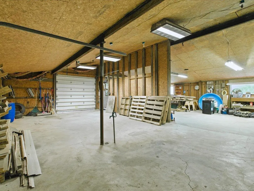 13485 S Block Road Birch Run Township, MI 48415