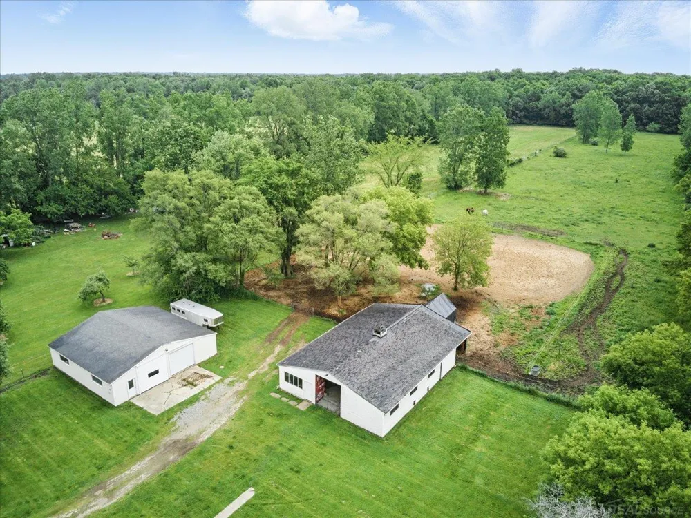 13485 S Block Road Birch Run Township, MI 48415