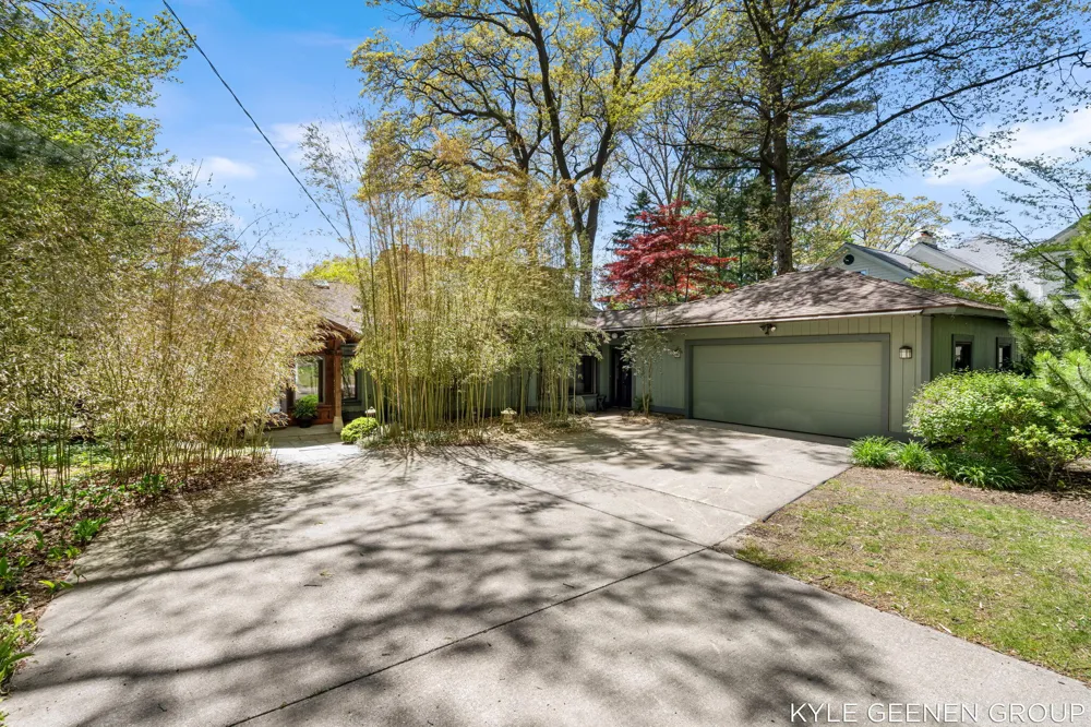 1140 Marigold Lane Park Township, MI 49424