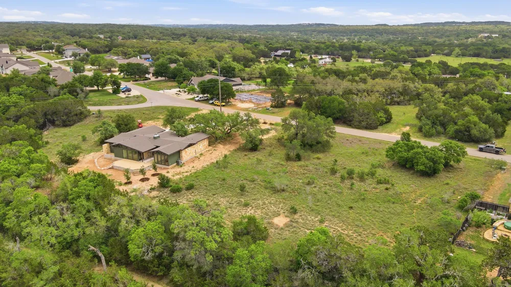 320 Onion Creek Lane Driftwood, TX 78619