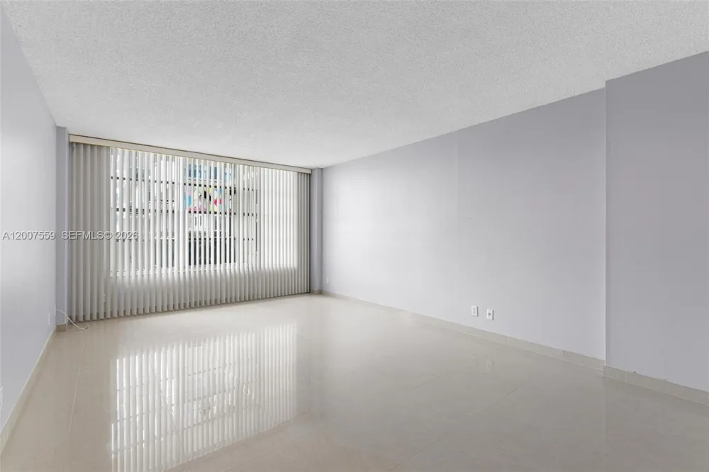 3800 S Ocean Dr #301 Hollywood, FL 33019