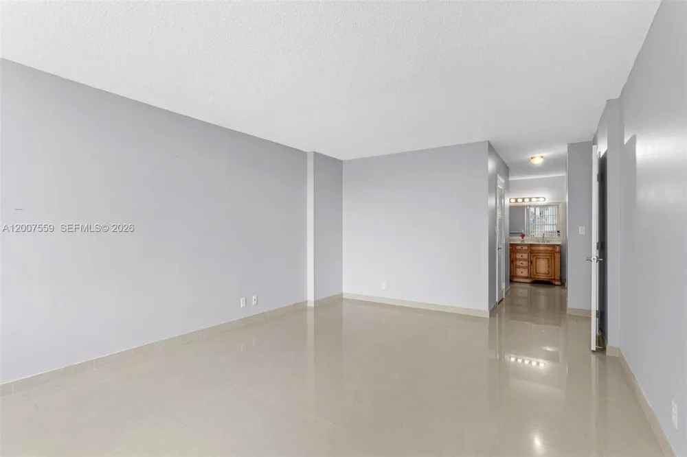 3800 S Ocean Dr #301 Hollywood, FL 33019
