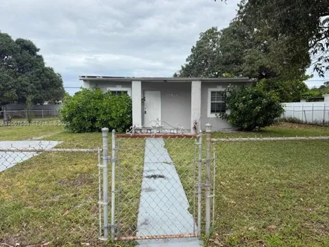 15925 21 AVENUE MIAMI GARDENS #15925