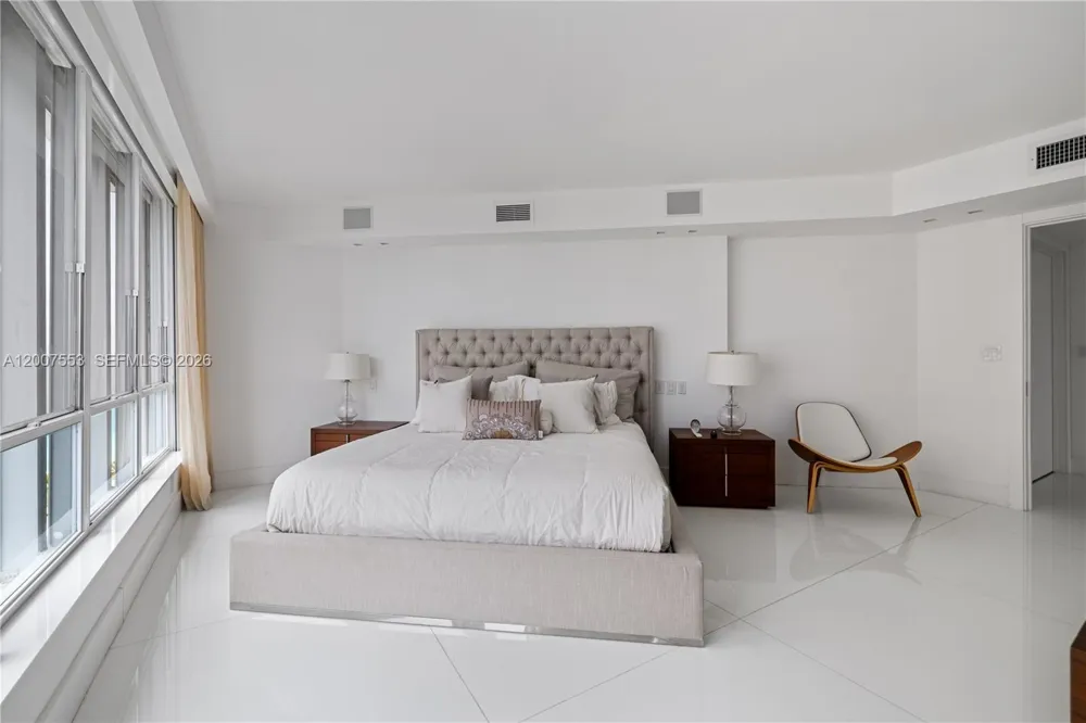 10155 Collins Ave #1210 Bal Harbour, FL 33154