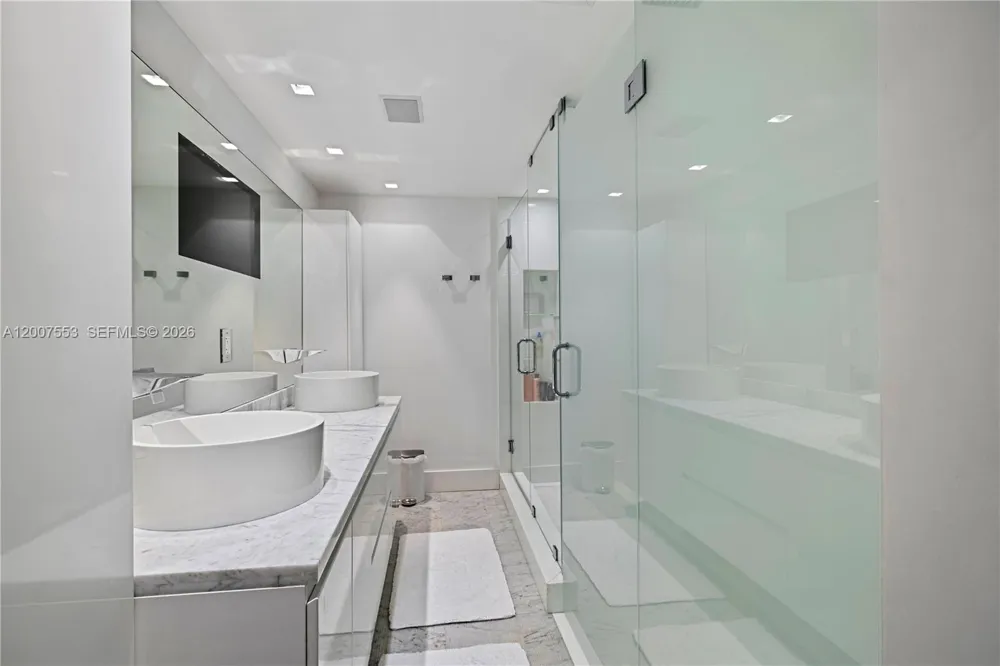 10155 Collins Ave #1210 Bal Harbour, FL 33154