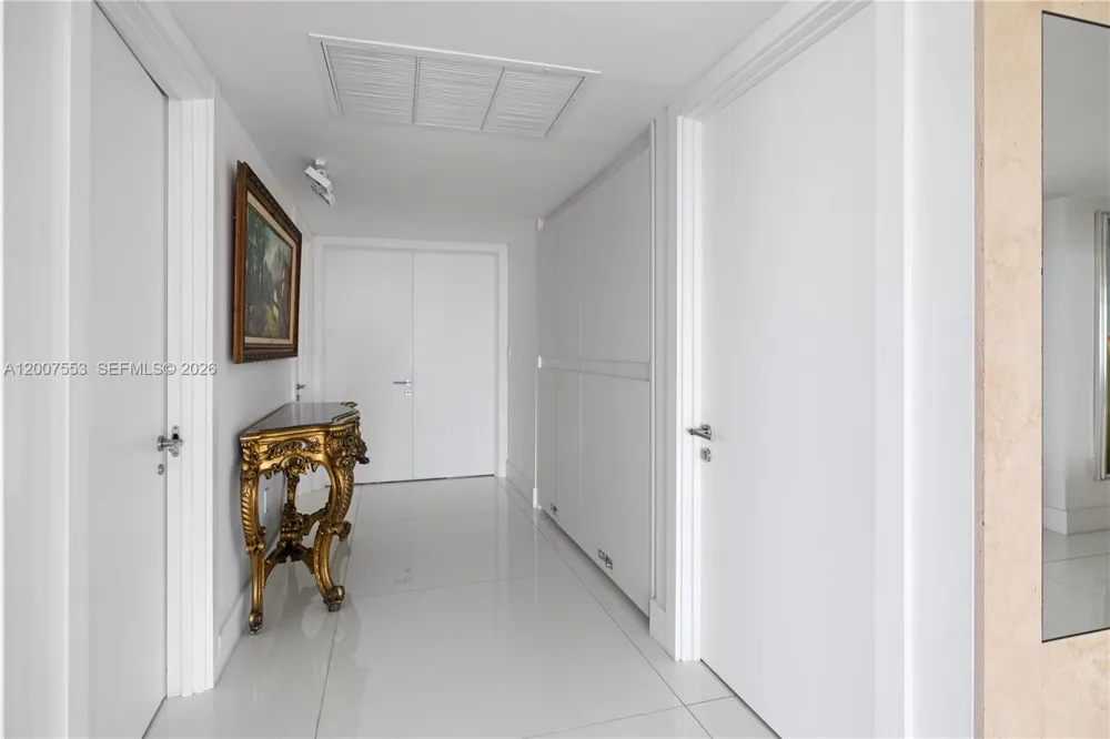10155 Collins Ave #1210 Bal Harbour, FL 33154