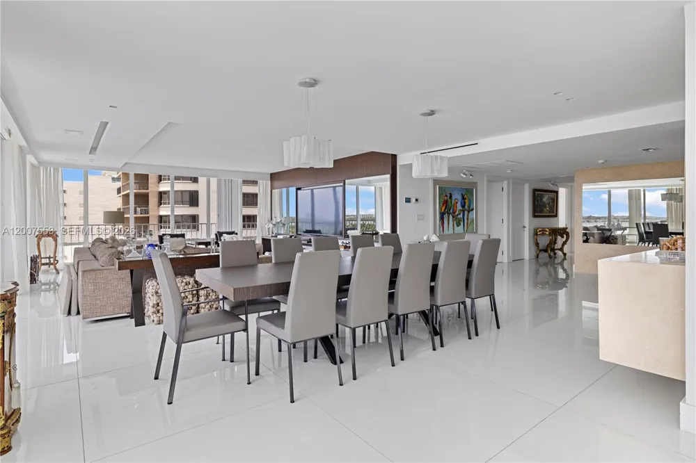 10155 Collins Ave #1210 Bal Harbour, FL 33154