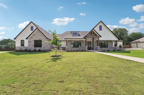 1284 Ambrose Drive