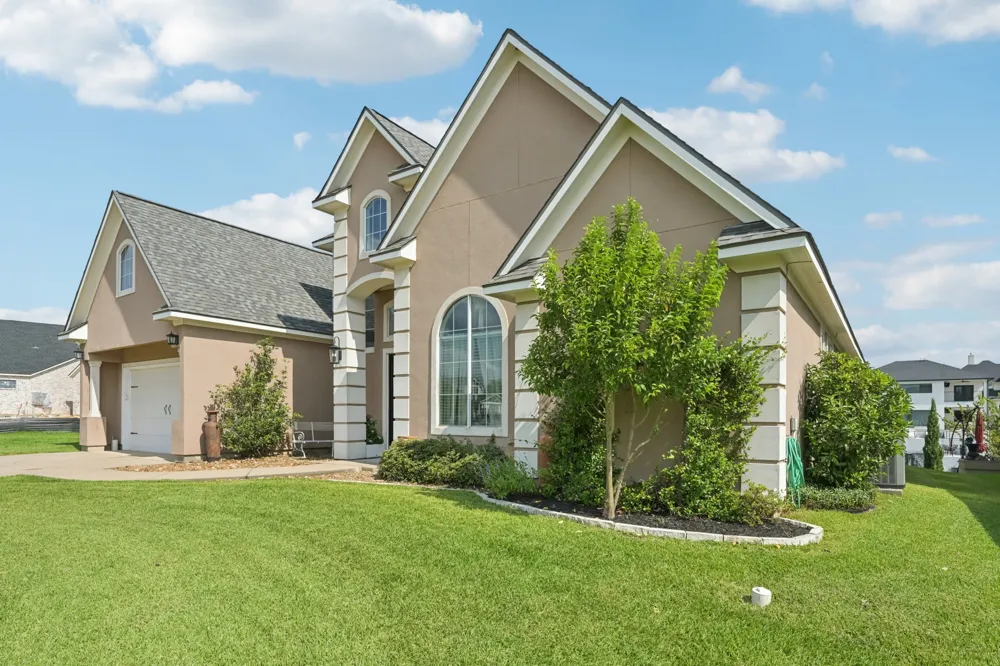 12590 St Peter Court Willis, TX 77318