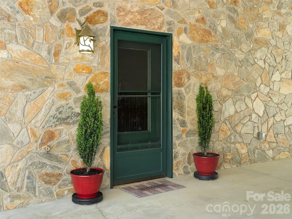 79 Ward Road Maggie Valley, NC 28751