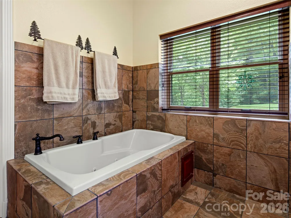 79 Ward Road Maggie Valley, NC 28751