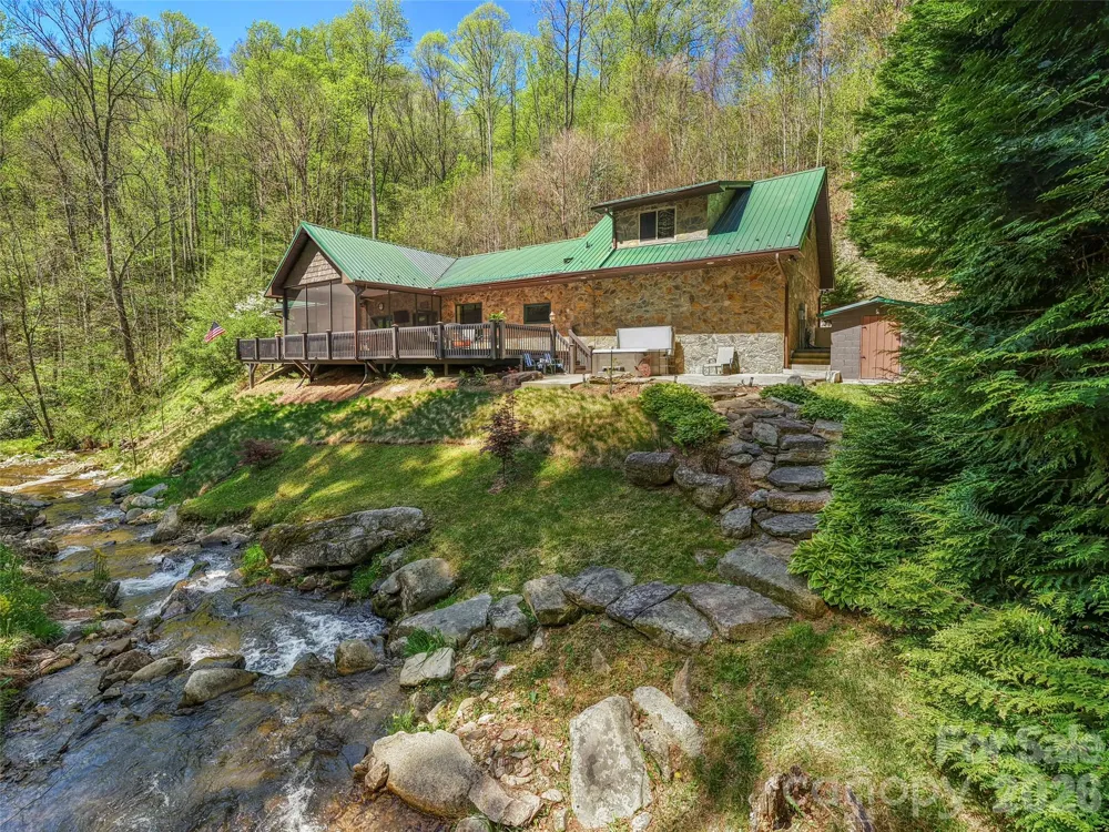 79 Ward Road Maggie Valley, NC 28751