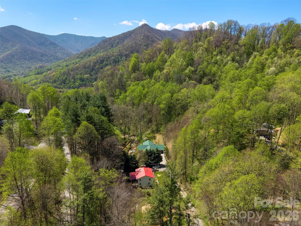79 Ward Road Maggie Valley, NC 28751