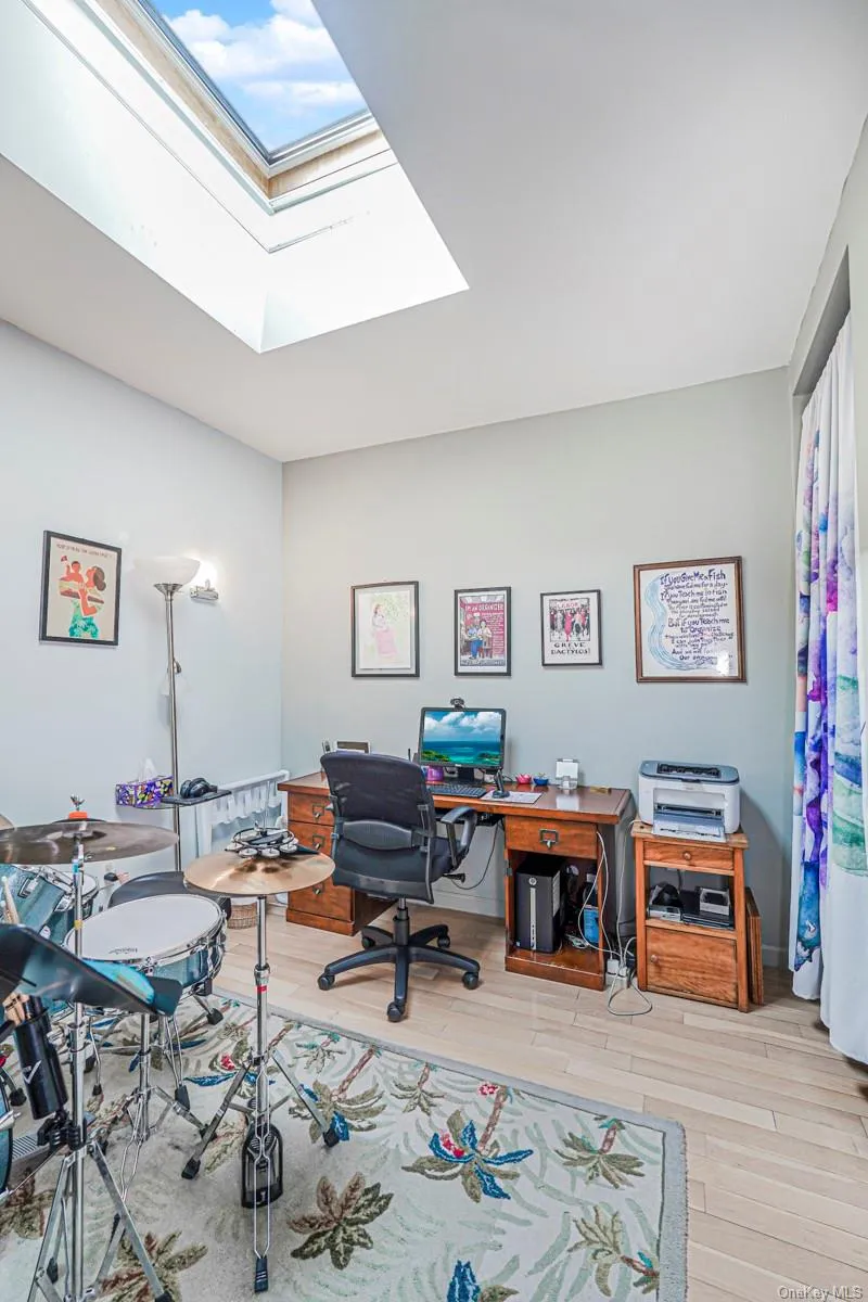 10 Bay Street Landing #8D Staten Island, NY 10301