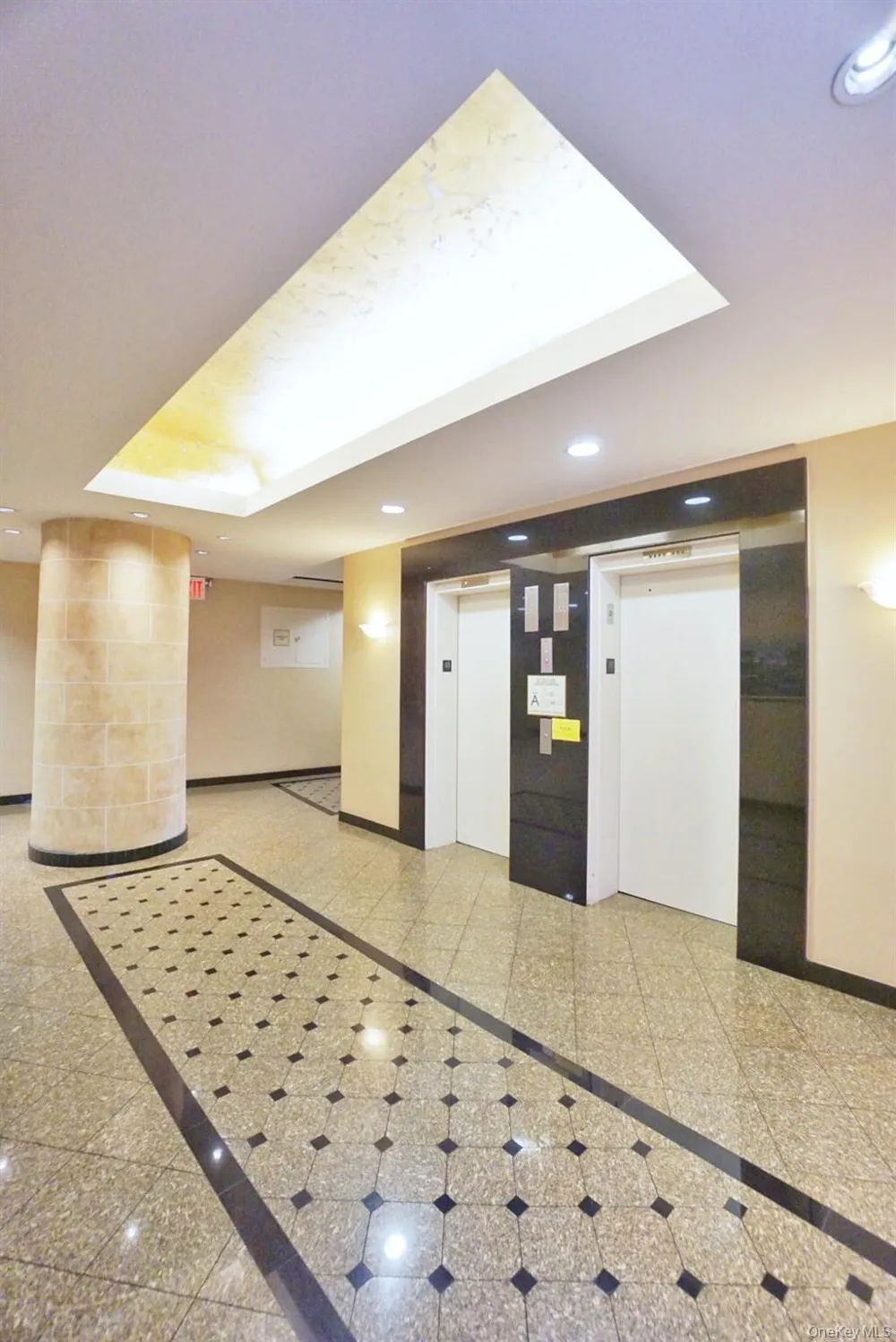10 Bay Street Landing #8D Staten Island, NY 10301