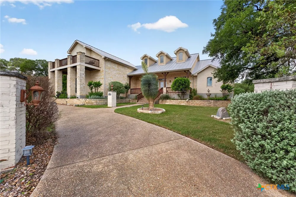 123 Grosbeak Drive Spring Branch, TX 78070