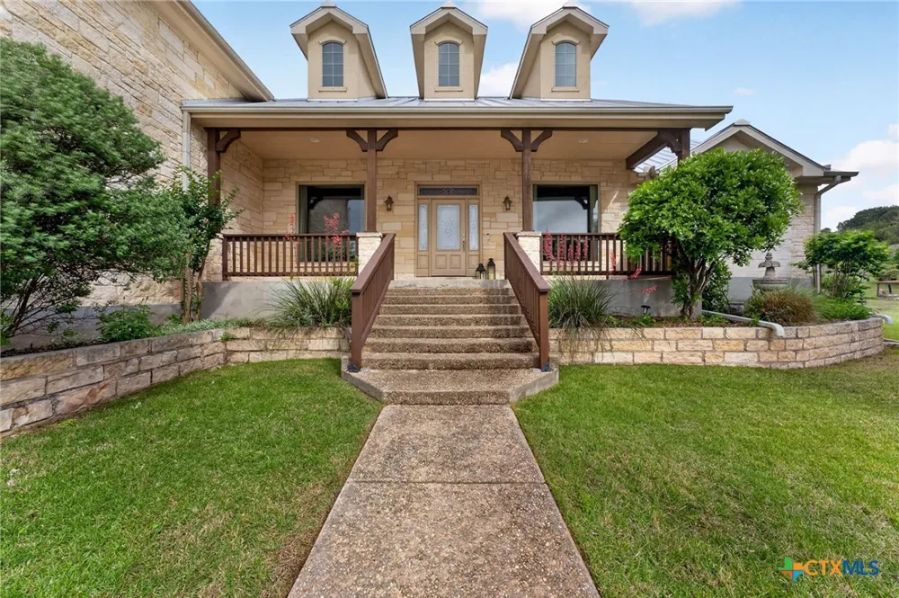 123 Grosbeak Drive Spring Branch, TX 78070