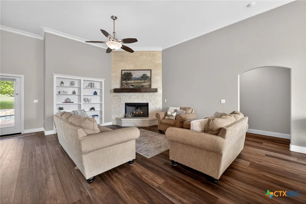 123 Grosbeak Drive Spring Branch, TX 78070