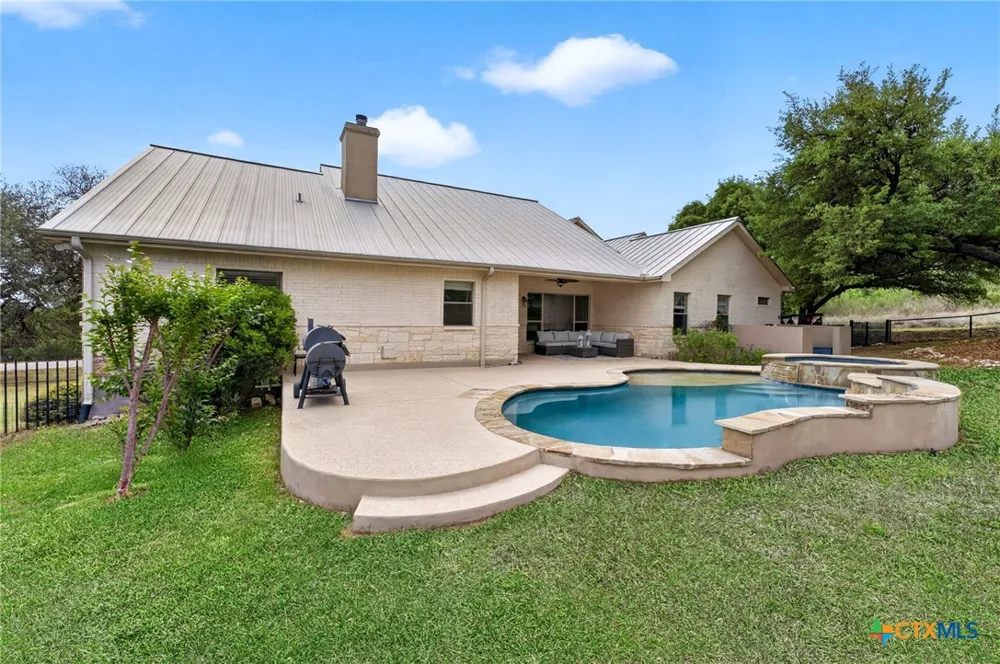 123 Grosbeak Drive Spring Branch, TX 78070