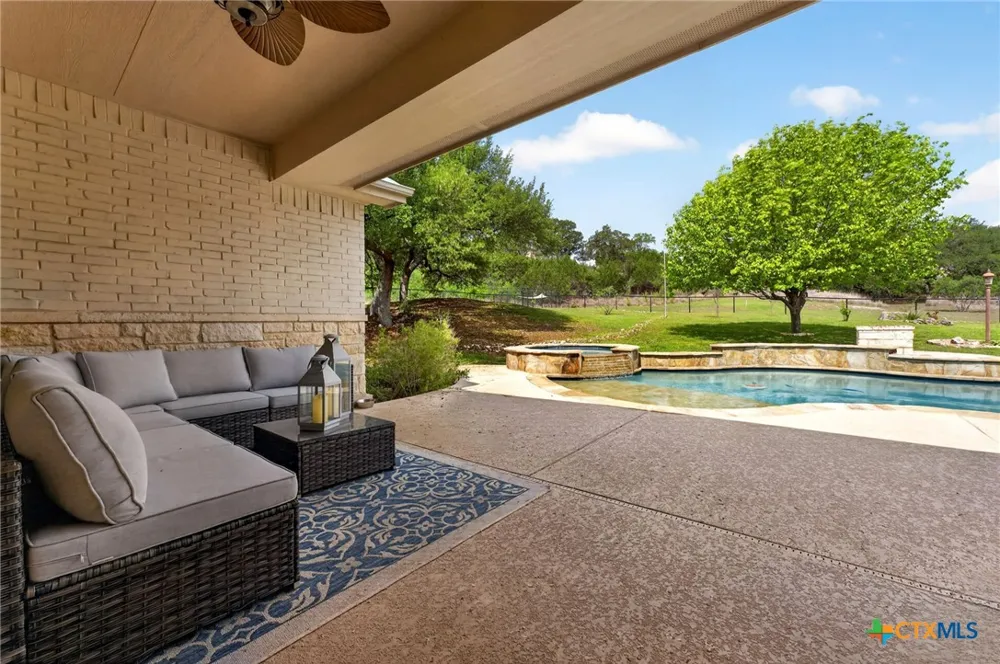 123 Grosbeak Drive Spring Branch, TX 78070
