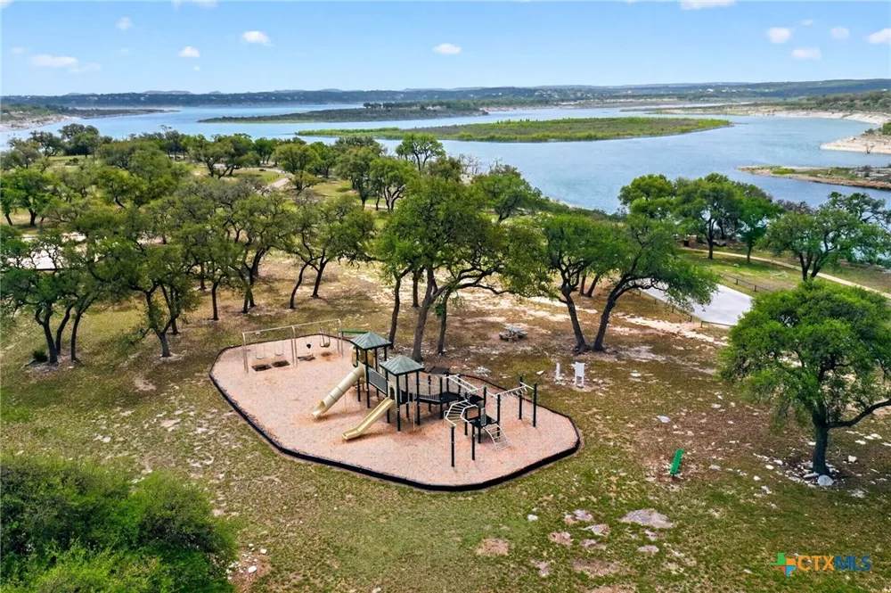 123 Grosbeak Drive Spring Branch, TX 78070