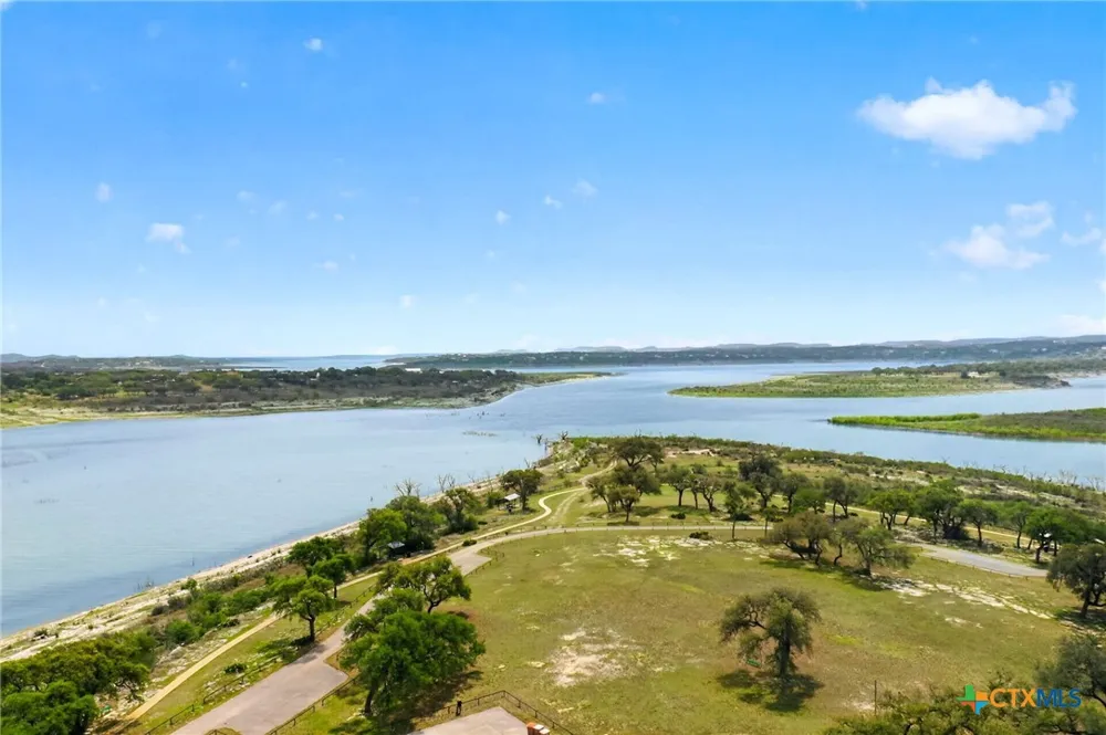 123 Grosbeak Drive Spring Branch, TX 78070