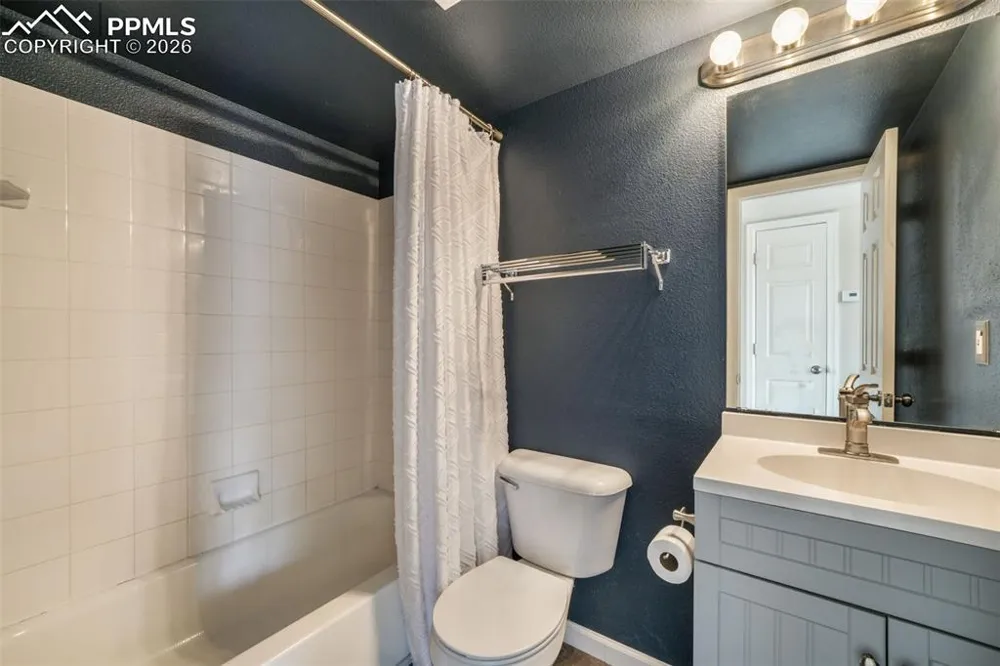 30 Vale Circle Palmer Lake, CO 80133