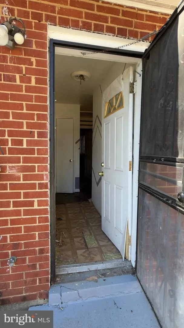 2215 14TH STREET NE Washington, DC 20018