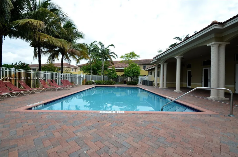 1984 SW 60th Ave #1984 North Lauderdale, FL 33068