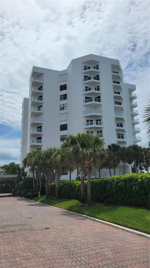 1000 LONGBOAT CLUB ROAD #406