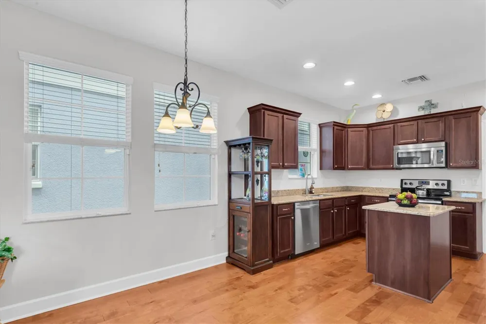 208 CUTLASS WAY Oldsmar, FL 34677