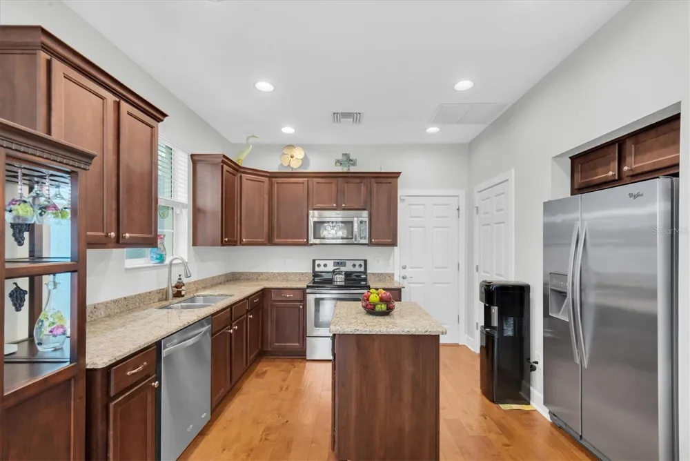 208 CUTLASS WAY Oldsmar, FL 34677
