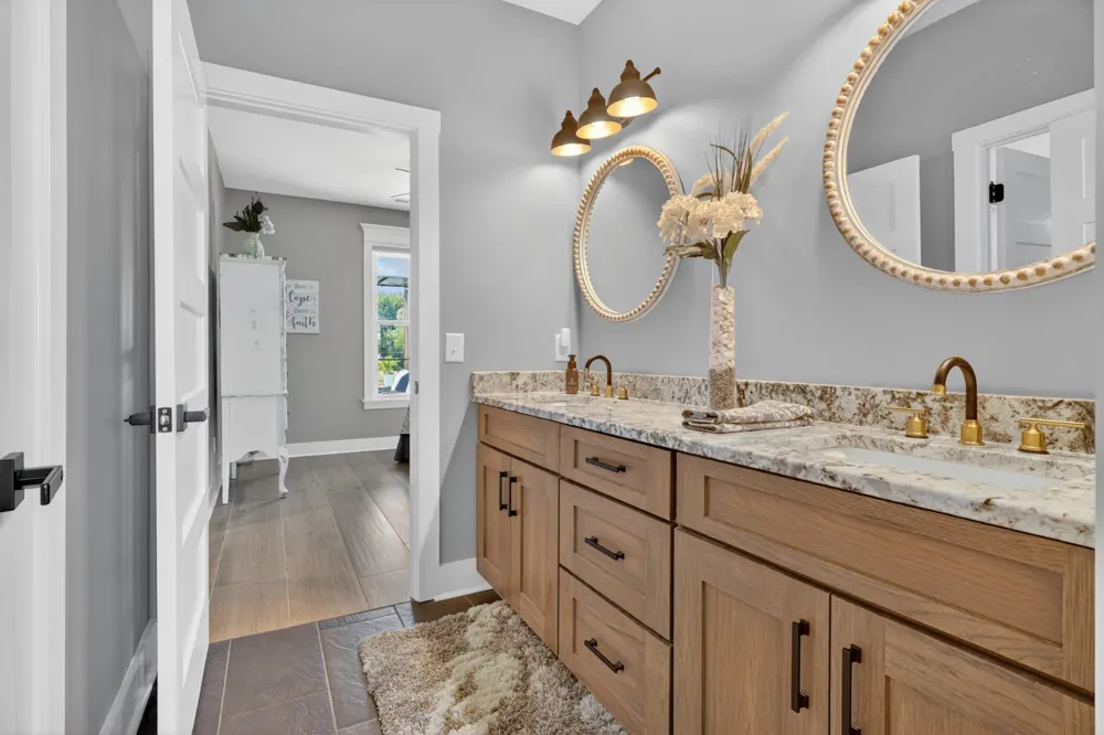 879 Mount Vernon Rd Bethpage, TN 37022