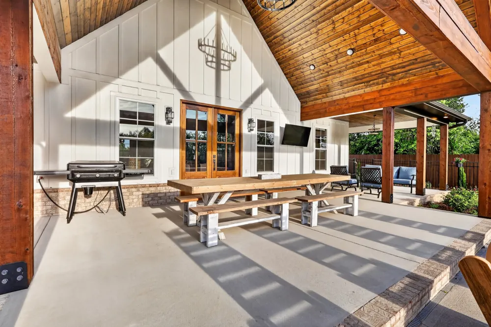 879 Mount Vernon Rd Bethpage, TN 37022