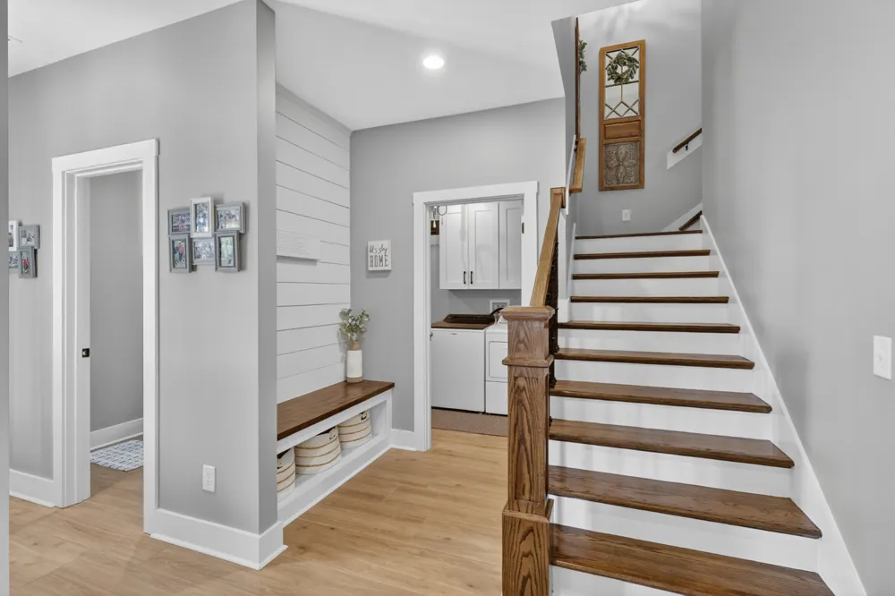 879 Mount Vernon Rd Bethpage, TN 37022