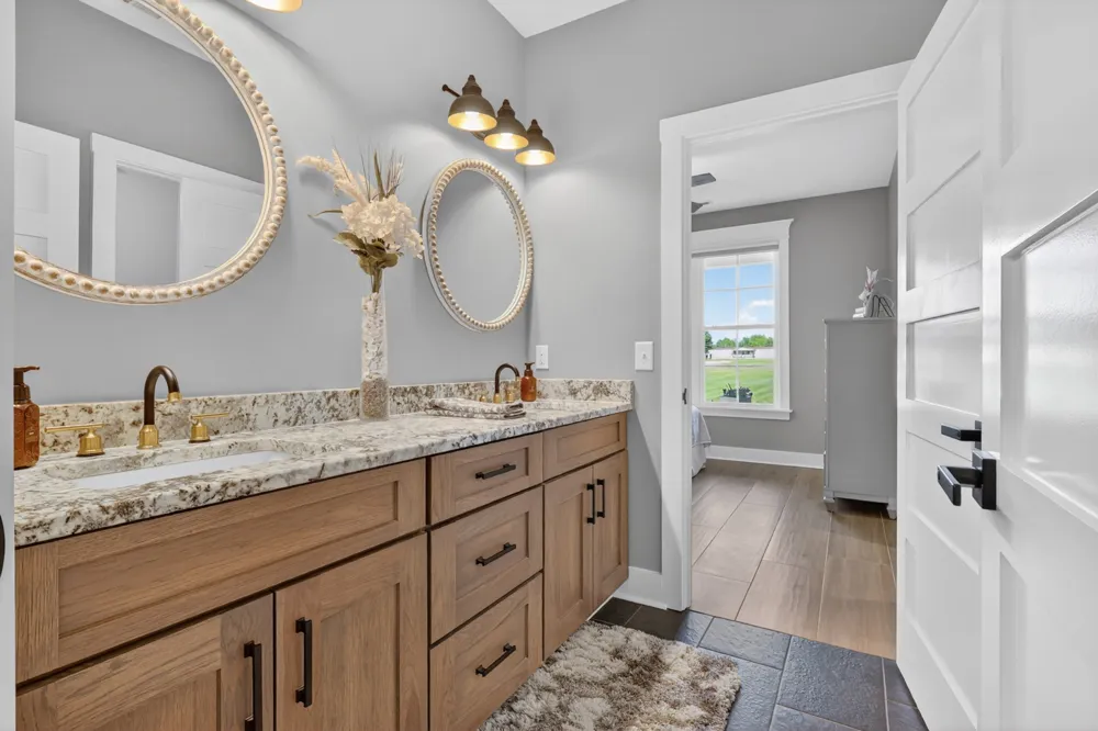 879 Mount Vernon Rd Bethpage, TN 37022