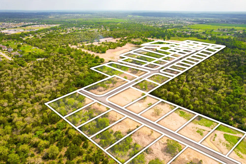 152 Della Lane Cedar Creek, TX 78612