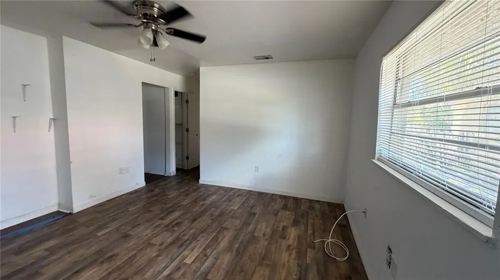 517 HARRIS STREET Sebring, FL 33870