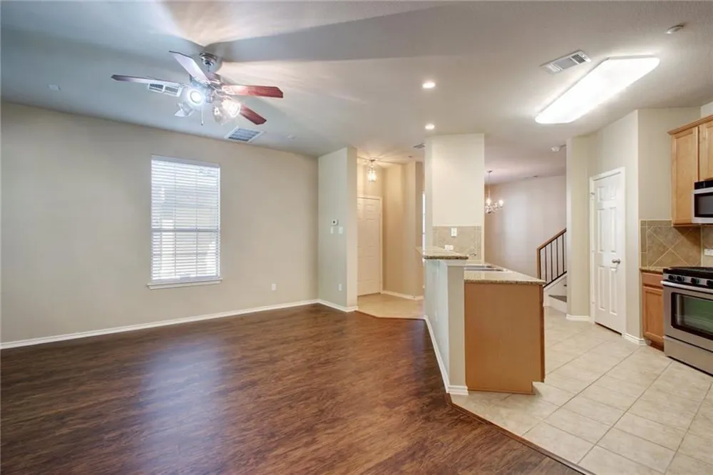 1310 W Parmer Lane #24B Austin, TX 78727