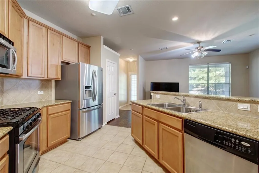 1310 W Parmer Lane #24B Austin, TX 78727