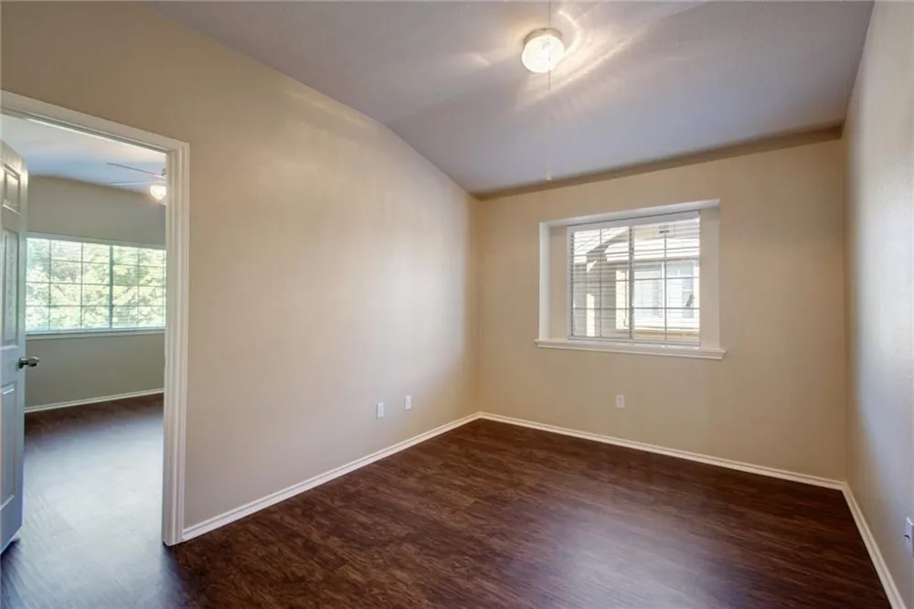 1310 W Parmer Lane #24B Austin, TX 78727