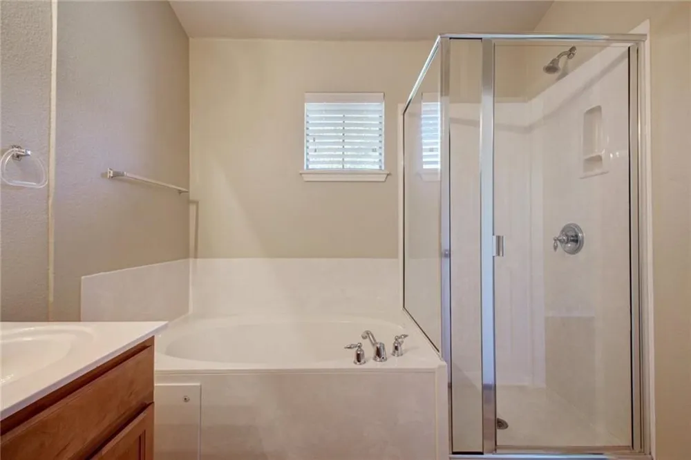 1310 W Parmer Lane #24B Austin, TX 78727