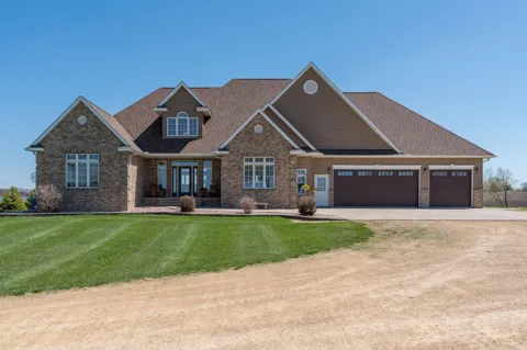 22643 Oriole Circle